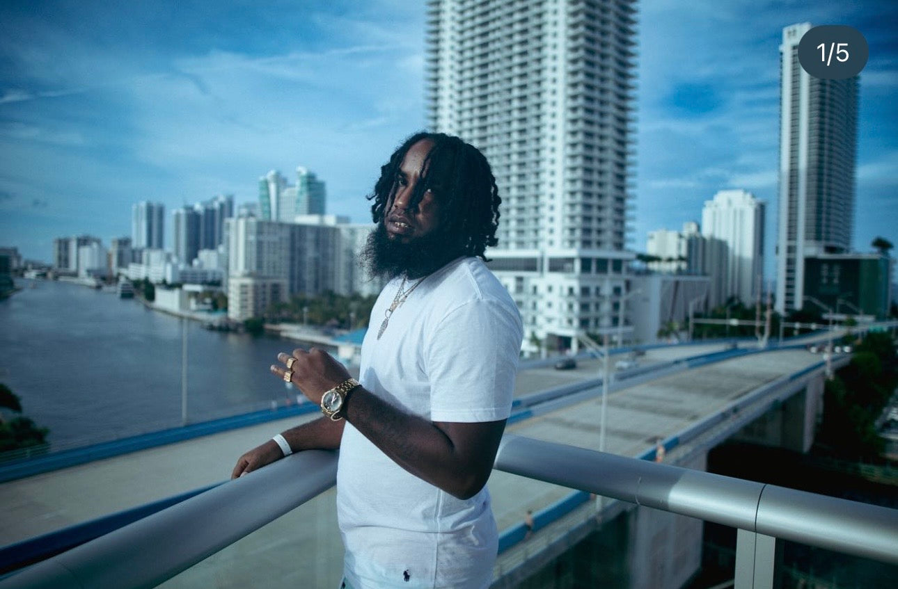 dawgxdawg visual 1